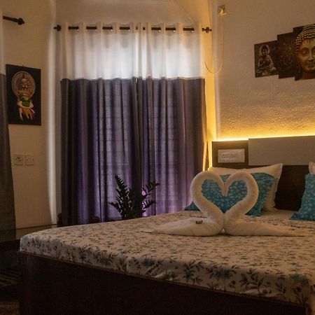 Hotel Surf N Sea Thiruvananthapuram Pokoj fotografie