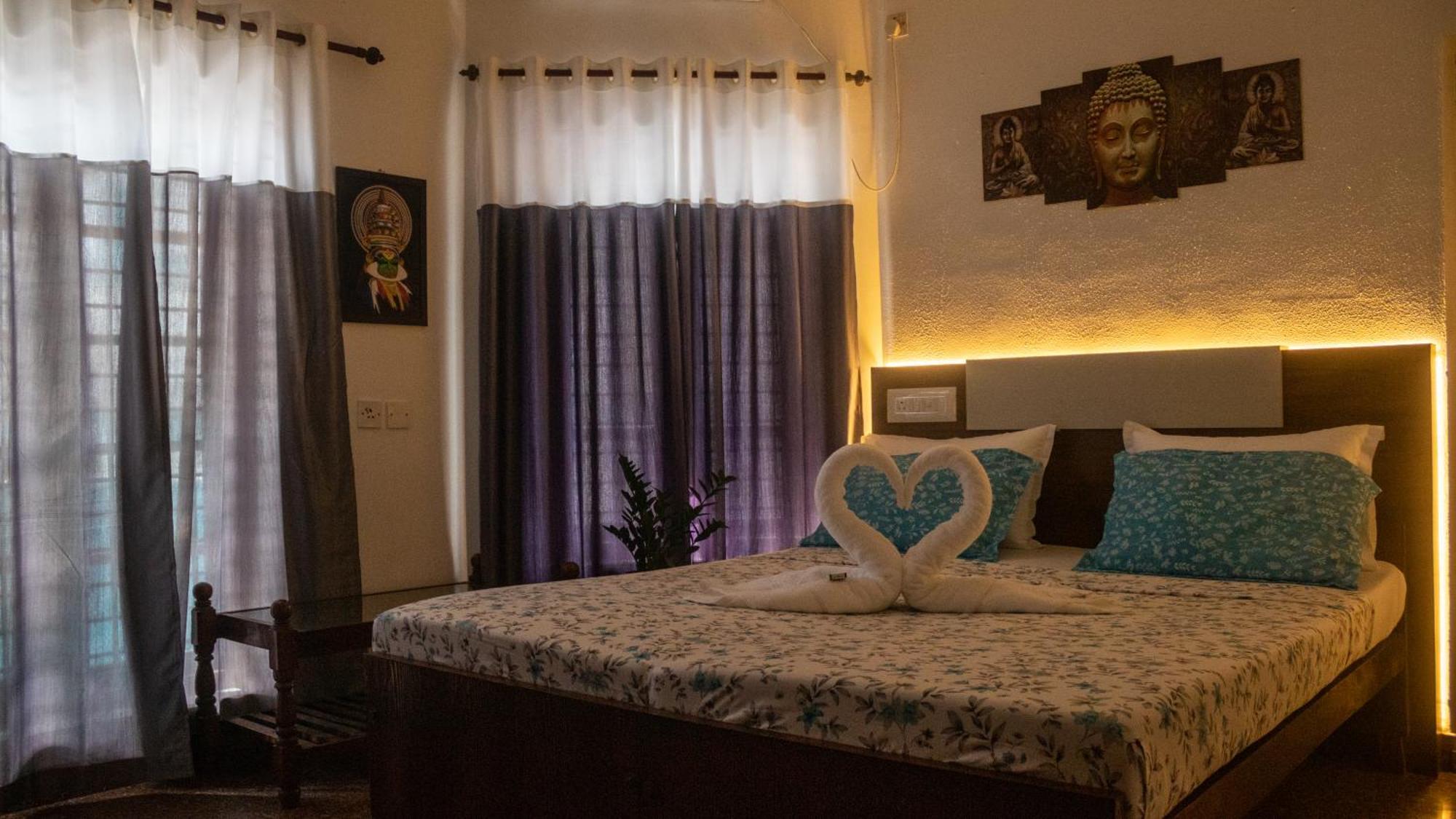 Hotel Surf N Sea Thiruvananthapuram Pokoj fotografie